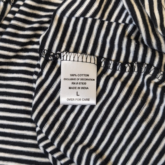 Cathy Daniels Half-Sleeve Striped Shirt with Embroidered Floral Design VTG - Picture 6 of 8